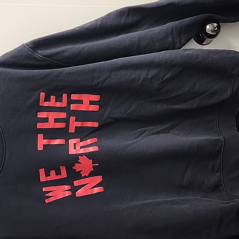 Sweatshirt - Picture 2 of 5